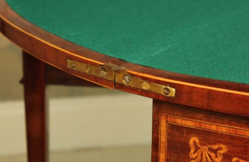 A QUALITY LATE VICTORIAN MAHOGANY INLAID DEMILUNE CARD TABLE - ADDITIONAL PHOTO 1