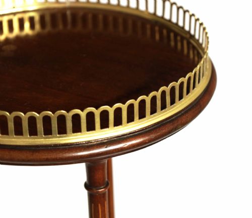A FINE VICTORIAN INLAID MAHOGANY TORCHERE - ADDITIONAL PHOTO 1
