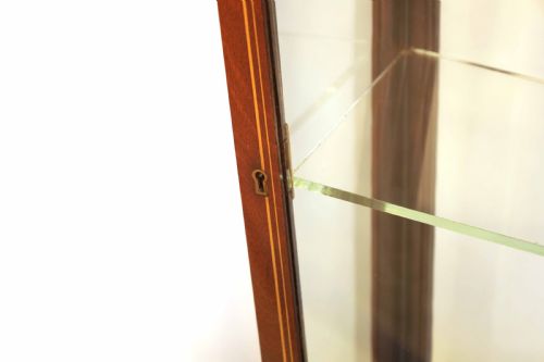 A QUALITY VICTORIAN INLAID MAHOGANY GLAZED DISPLAY PEDESTAL - ADDITIONAL PHOTO 1
