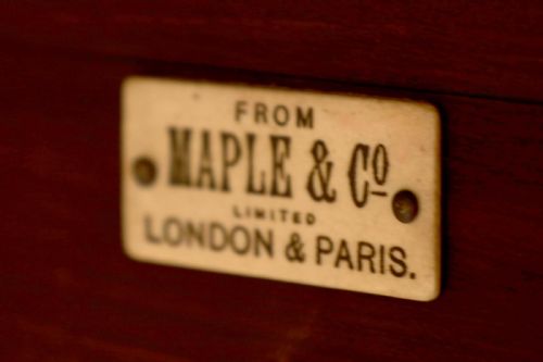 A FINE VICTORIAN SATINWOOD INLAID DISPLAY CABINET BY MAPLE CO - ADDITIONAL PHOTO 5
