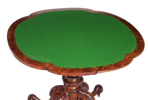 A FINE VICTORIAN BURR WALNUT SERPENTINE SHAPED FOLD OVER CARD TABLE - ADDITIONAL PHOTO 6
