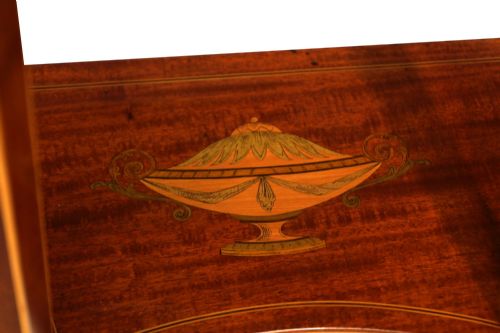 A QUALITY LATE VICTORIAN MAHOGANY INLAID DEMI LUNE TABLE - ADDITIONAL PHOTO 3