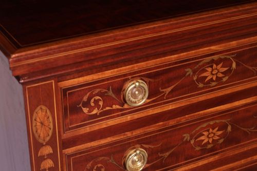 A FINE AND RARE VICTORIAN INLAID MAHOGANY WALNUT WELLINGTON CHEST - ADDITIONAL PHOTO 1