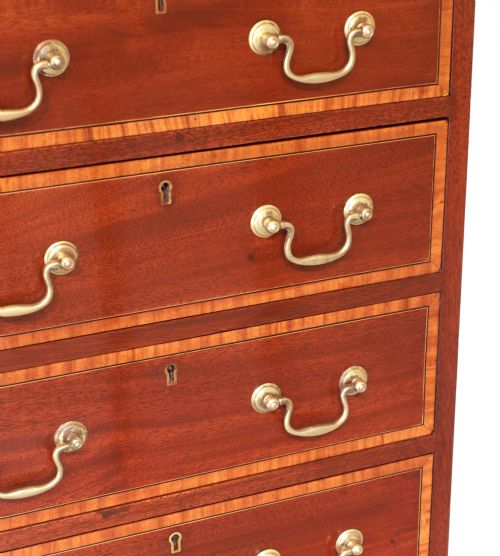A QUALITY EDWARDIAN MAHOGANY INLAID PEDESTAL CHEST OF DRAWERS - ADDITIONAL PHOTO 3