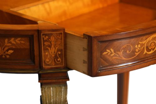 A FINE VICTORIAN MAHOGANY DEMI LUNE DRESSING TABLE - ADDITIONAL PHOTO 3