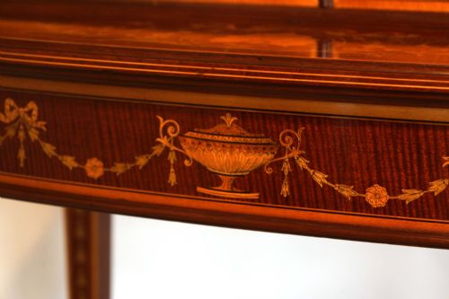 A QUALITY LATE 19TH CENTURY MAHOGANY DISPLAY CABINET - ADDITIONAL PHOTO 2