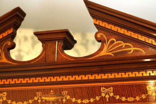 A QUALITY LATE 19TH CENTURY MAHOGANY DISPLAY CABINET - ADDITIONAL PHOTO 3
