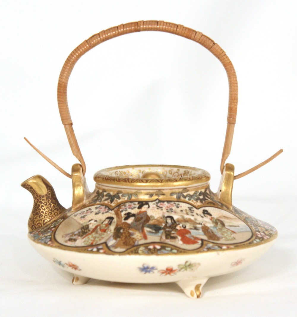 A Good Japanese Meiji Period Satsuma Kettle
