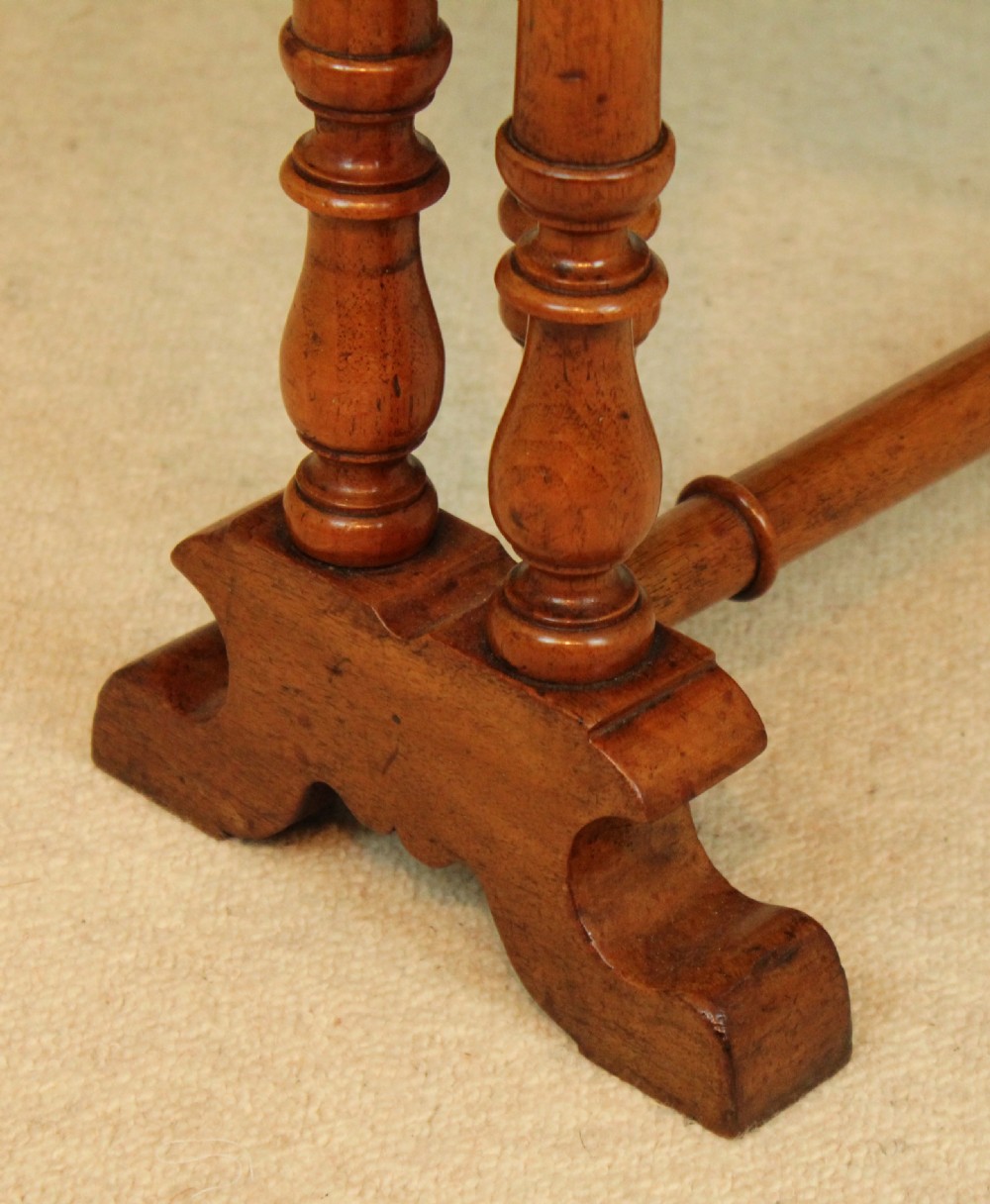 A Fine Victorian Burr Walnut Baby Sutherland Table With A Kingwood Cross Banded Edge View III