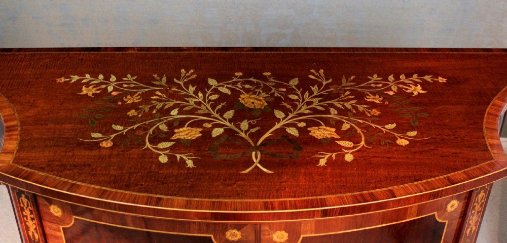 A Superb Late Victorian Mahogany Inlaid Serpentine Commode By Edwards & Roberts View V