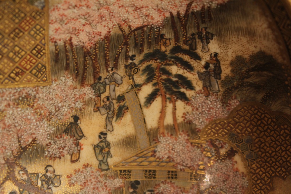 An Exceptional Japanese Meiji Period Satsuma Bowl View V