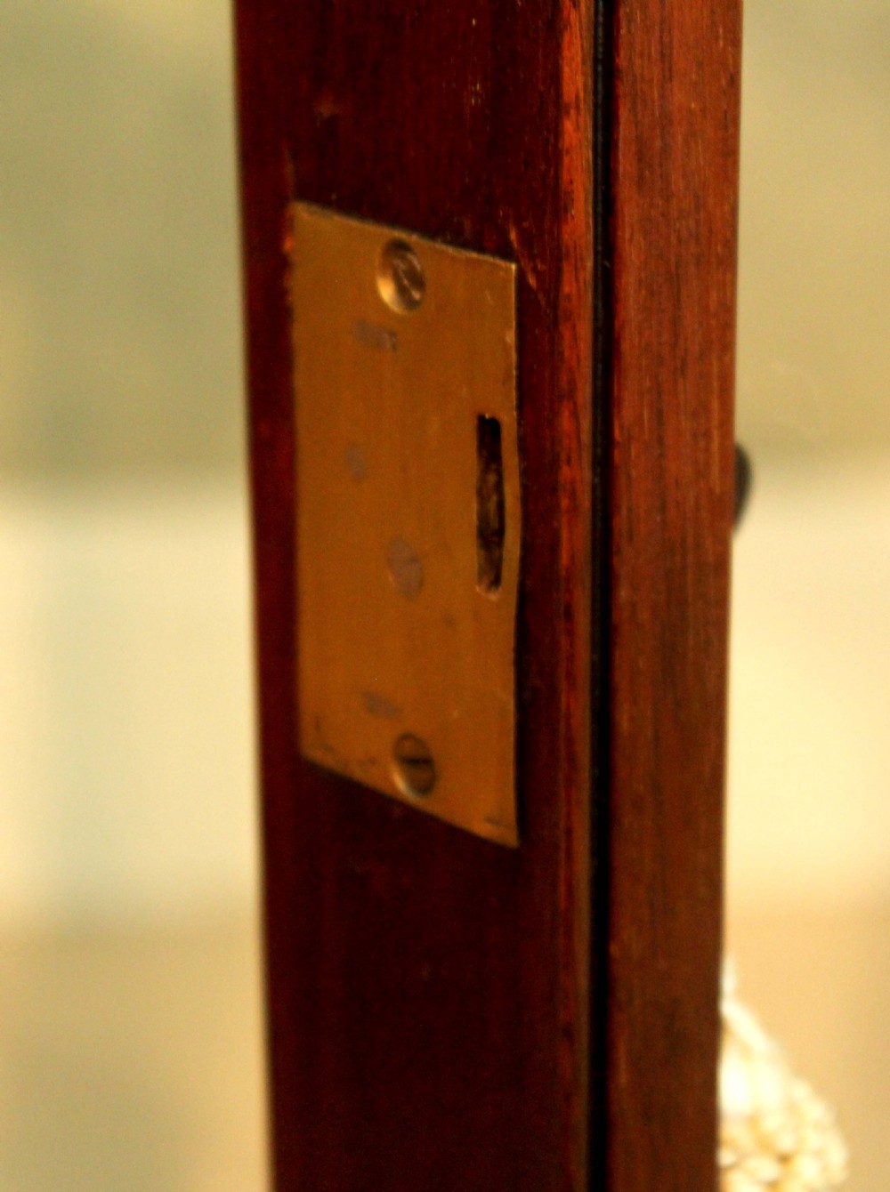 A Quality Edwardian Mahogany Inlaid Center Display Cabinet View V