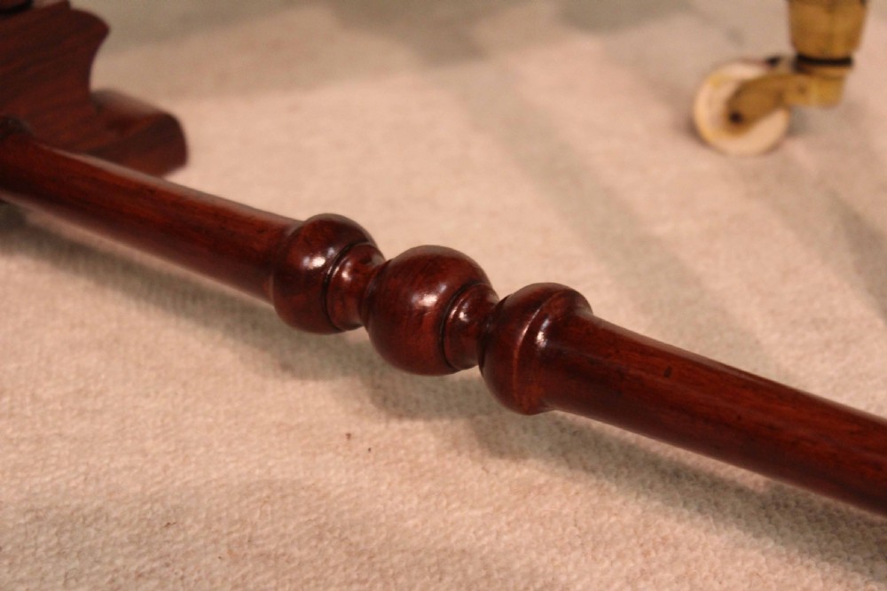 A Fine Victorian Burr Walnut Baby Sutherland Table With A Kingwood Cross Banded Edge View VIII
