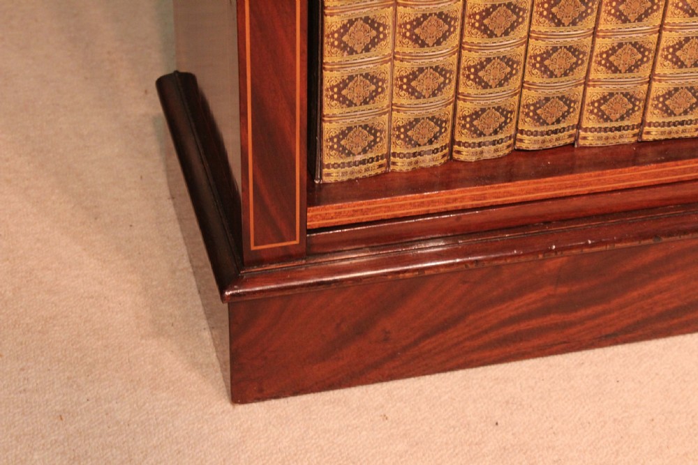 A Fine Quality Mahogany Late Victorian Inlaid Open Bookcase by Maple & Co. View VII