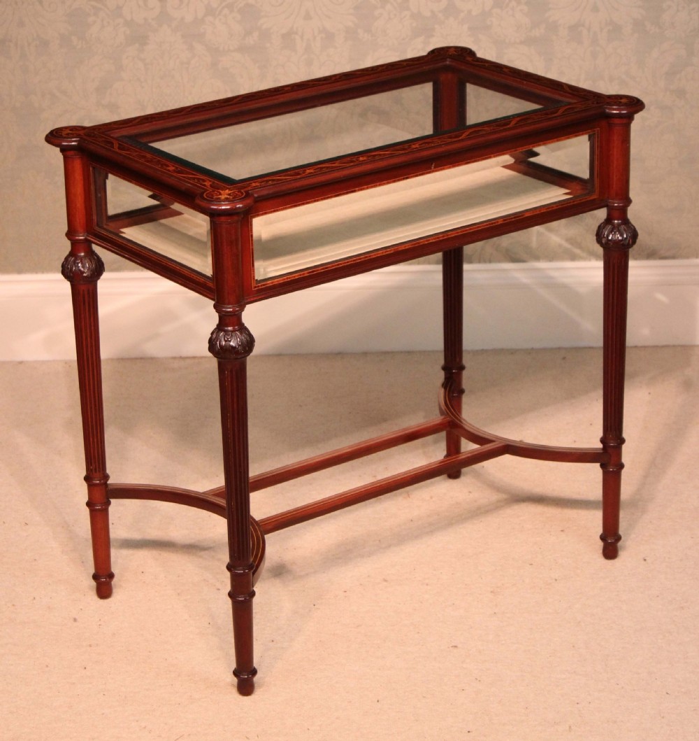 A Fine Quality Victorian Inlaid Mahogany Bijouterie Table. View II