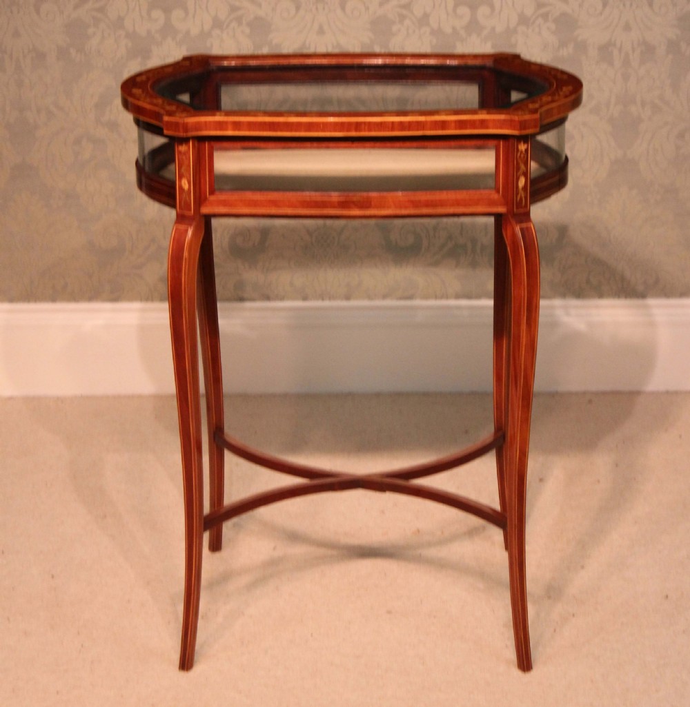 A Fine Quality Late Victorian Mahogany Inlaid Serpentine Shaped Bijouterie Table View III
