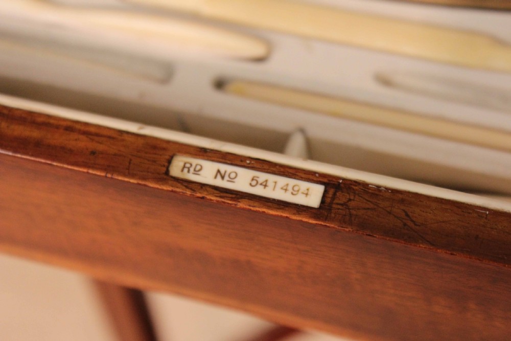 Maple and Co. Kingswood Cross-banded Edwardian Mahogany Fitted Vanity Box  View VI