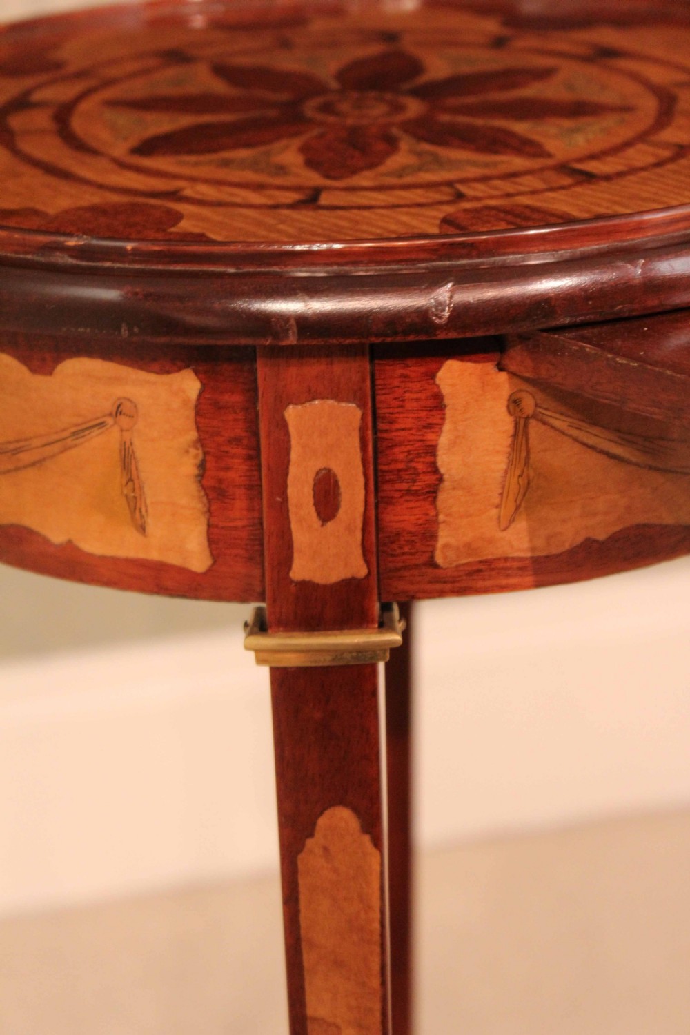 A Beautiful Inlaid Victorian Round Top Kettle Stand View V