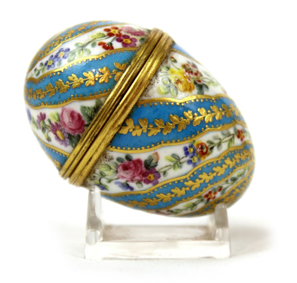 A Fine Sevres Porcelain Egg Snuff Box