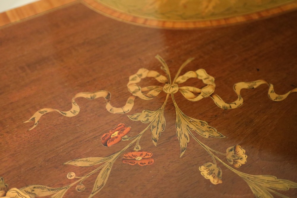 A Superb Late Victorian Mahogany Inlaid Serpentine Commode View VIII