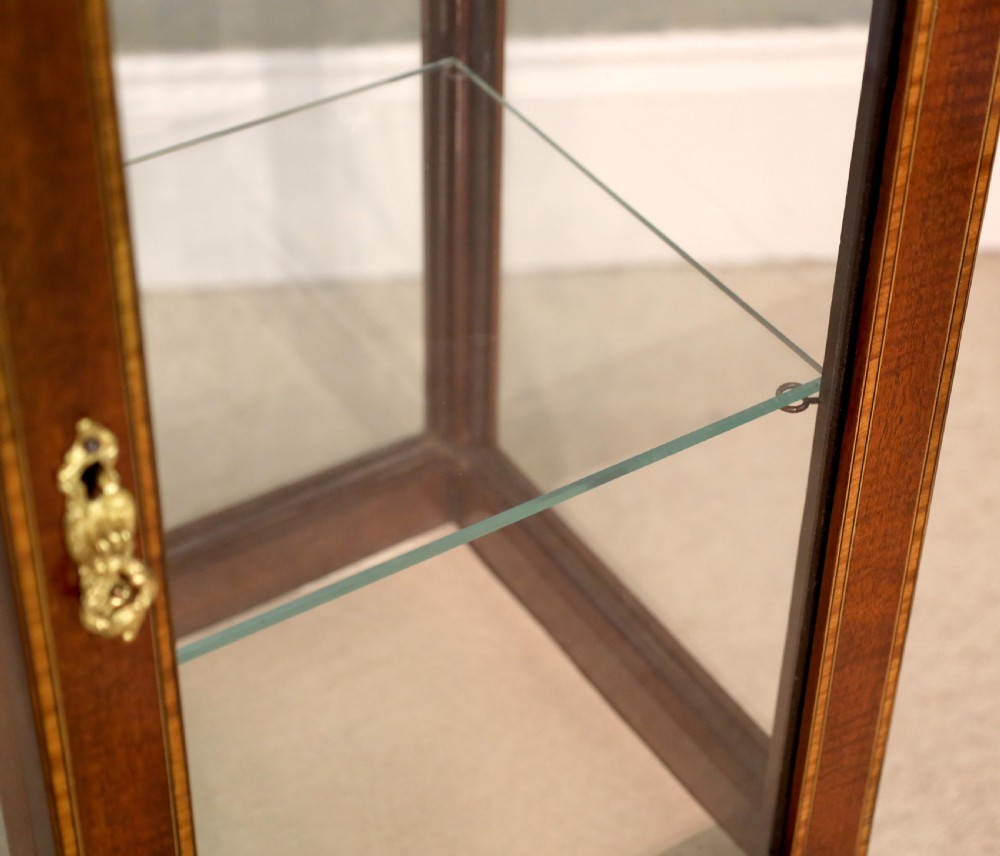 A Quality Edwardian Mahogany Inlaid Center Display Cabinet View V