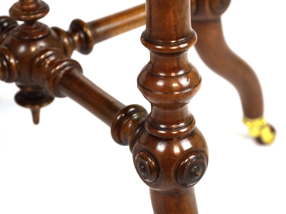 A Fine Quality Victorian Burr-Walnut Inlaid Round Table View II