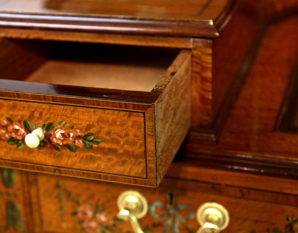 An Fine Late Victorian Mahogany Inlaid Carleton House Style Desk View IV