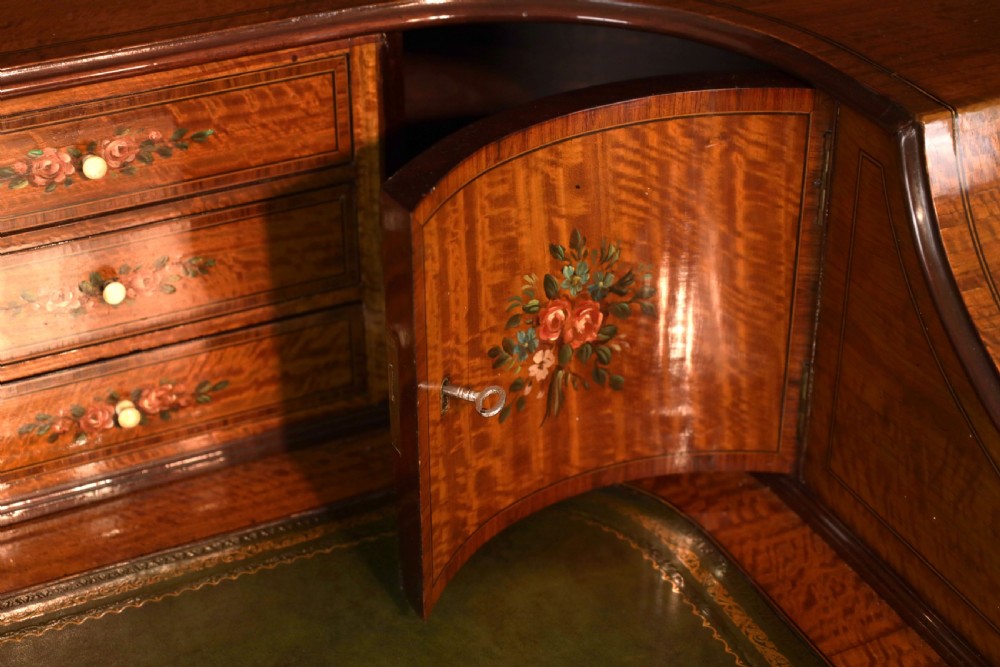 An Fine Late Victorian Mahogany Inlaid Carleton House Style Desk View XI