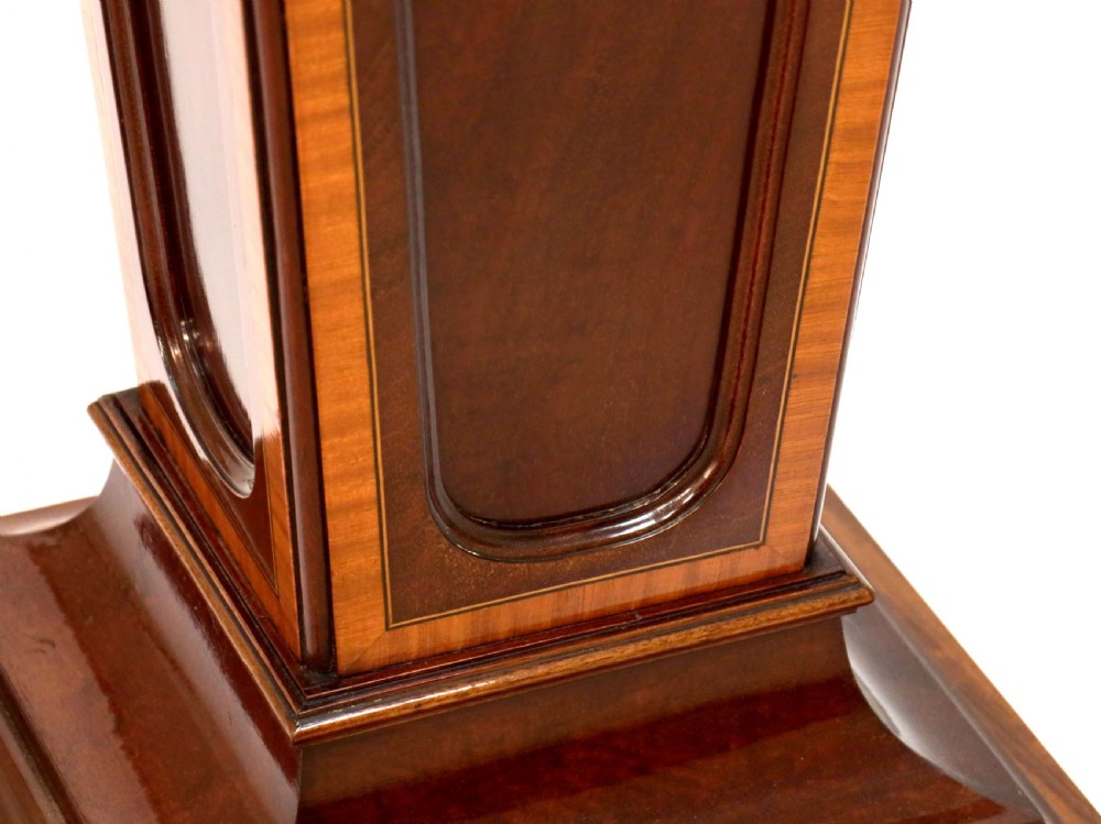 A Quality Victorian Mahogany Cross banded Tapering Pedestal View V