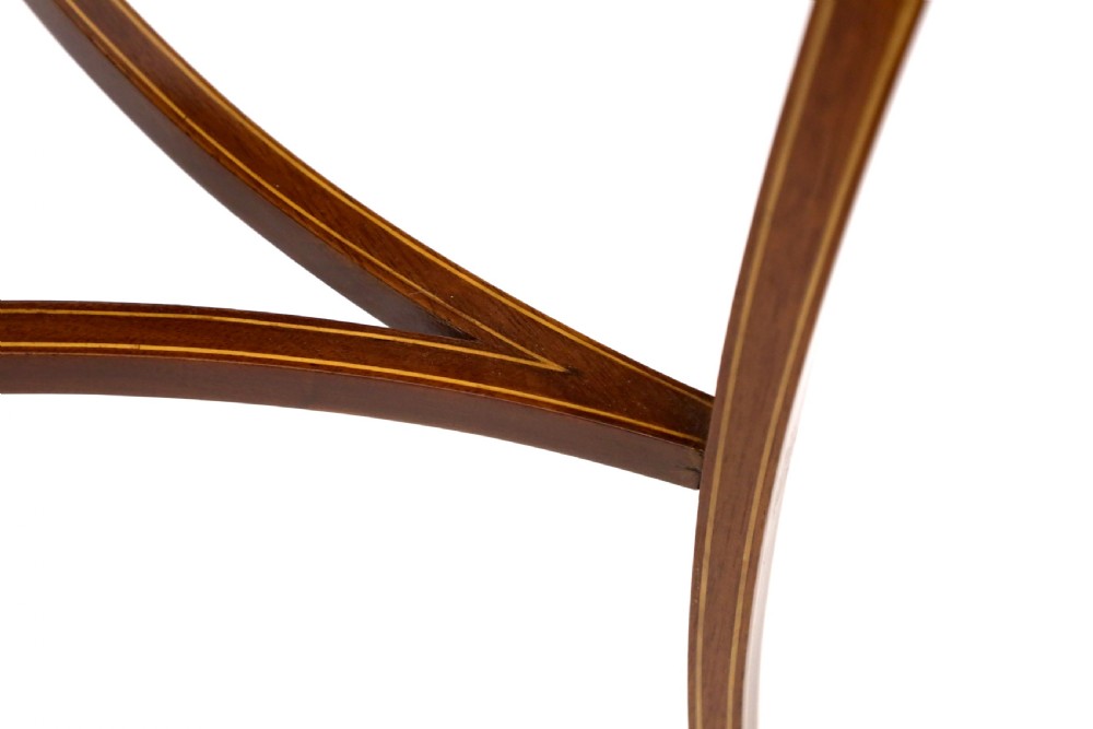 A Beautiful Victorian Mahogany Clover-shaped Bijouterie Table View VI