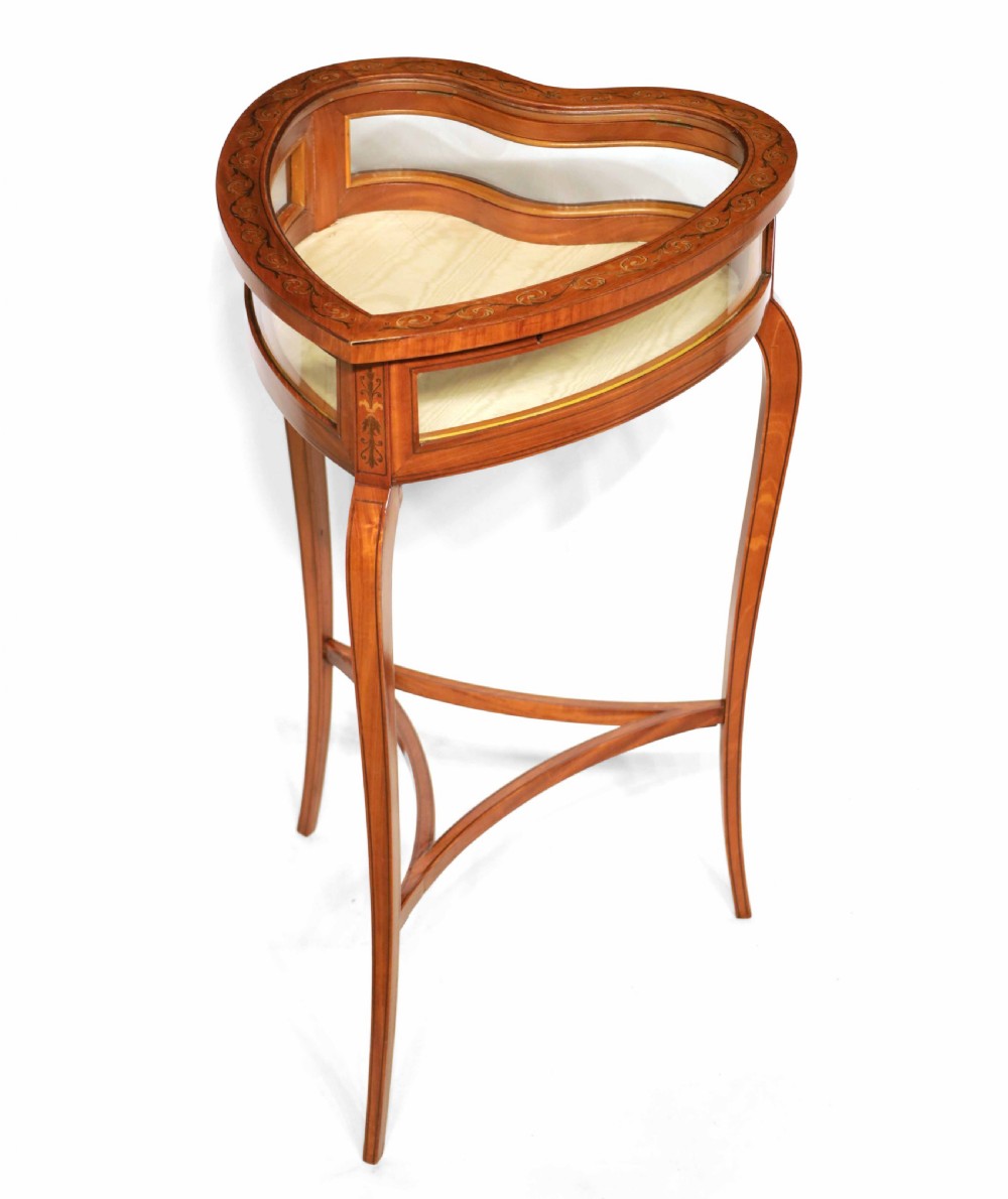 A Beautiful Victorian Mahogany Heart-shaped Bijouterie Table