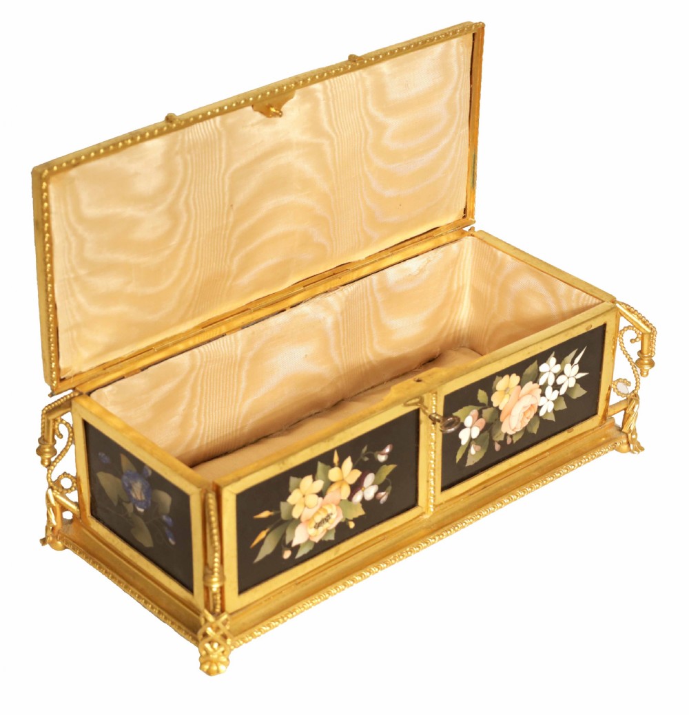 A Fine Quality 19th Century Florentine Pietra Dura Jewellery Casket View III