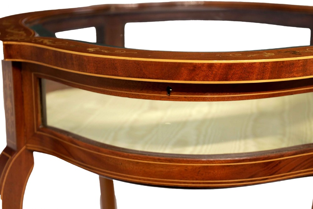 A Fine Quality Late Victorian Oval Bijouterie Table View II