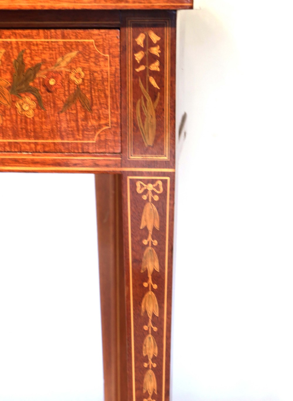 An Fine Late Victorian Mahogany Inlaid Carleton House Style Desk View VI
