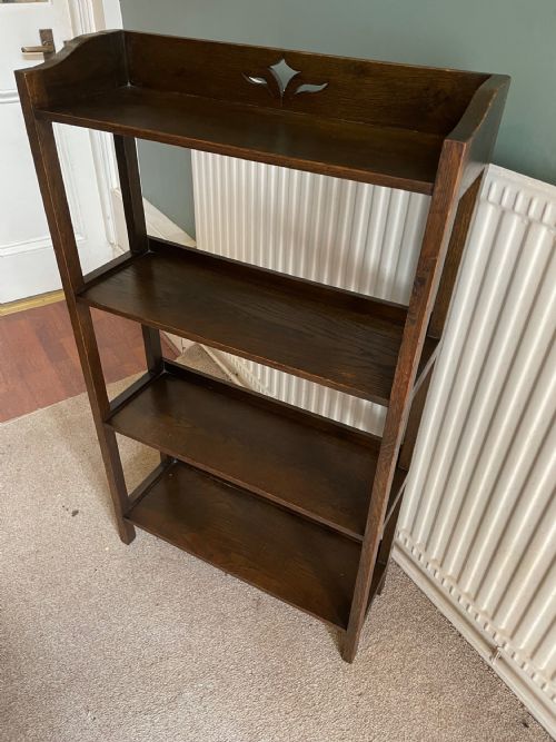 Good solid oak open bookcase with four shelves circa 1910/20’s