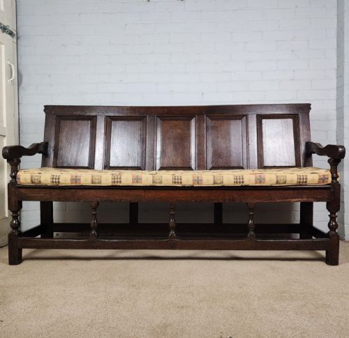 antique oak settle 18th century - CATEGORY: ANTIQUE FURNITURE - DATED 18TH CENTURY