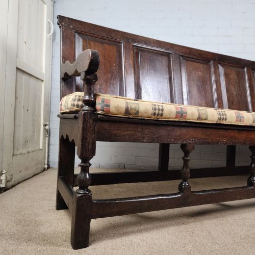 ANTIQUE OAK SETTLE 18TH CENTURY - ADDITIONAL PHOTO 2