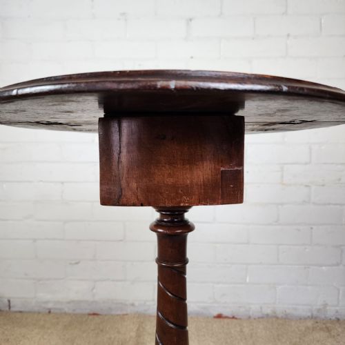 A VICTORIAN BURR WALNUT AND MAHOGANY SWIVEL TOP DROP LEAF OCCASIONAL TABLE - ADDITIONAL PHOTO 6