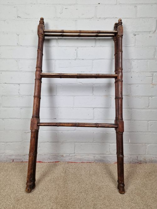 VICTORIAN BEECH FAUX BAMBOO TOWEL RAIL - ADDITIONAL PHOTO 2