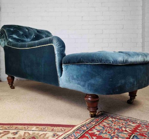 A VICTORIAN MAHOGANY GILLOWS CHAISE LONGUE IN TURQUOISE BUTTON BACK FABRIC - ADDITIONAL PHOTO 10