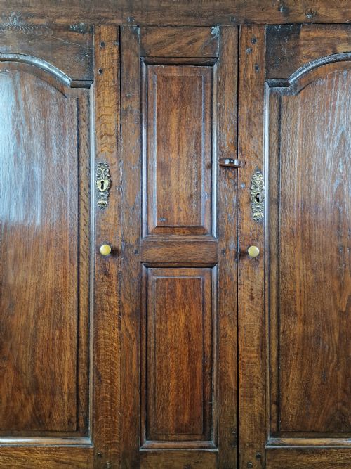GEORGIAN OAK LIVERY CUPBOARD CIRCA 1780 - ADDITIONAL PHOTO 5