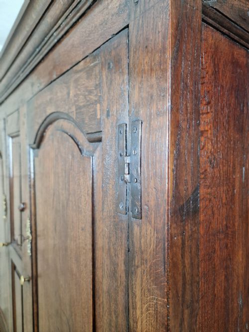 GEORGIAN OAK LIVERY CUPBOARD CIRCA 1780 - ADDITIONAL PHOTO 8