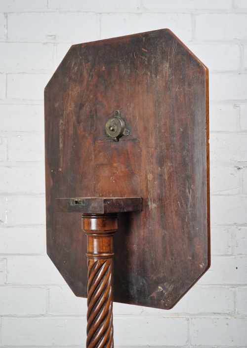 A REGENCY MAHOGANY AND BOXWOODSTRUNG TRIPOD TABLE EARLY 19TH CENTURY - ADDITIONAL PHOTO 2