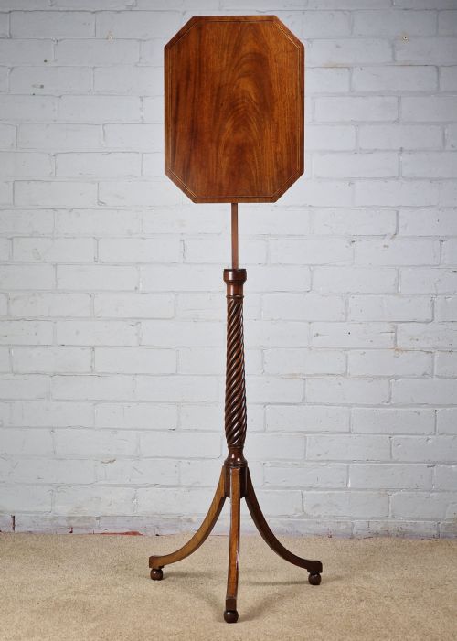 A REGENCY MAHOGANY AND BOXWOODSTRUNG TRIPOD TABLE EARLY 19TH CENTURY - ADDITIONAL PHOTO 3