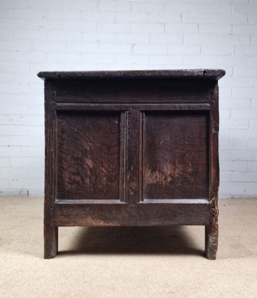 ANTIQUE OAK CHEST LATE 17TH CENTURY WITH CARVED DECORATION - ADDITIONAL PHOTO 8