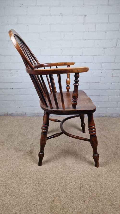 ANTIQUE WINDSOR CHAIR IN YEW AND ELM 19TH CENTURY NOTTINGHAMSHIRE - ADDITIONAL PHOTO 1