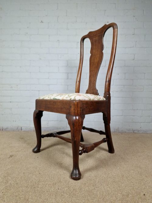 Queen Anne Dining Chair - Early 18th Century
