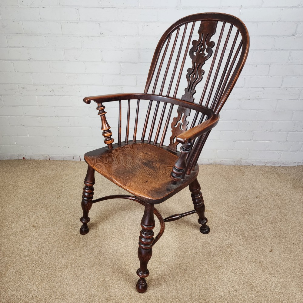Antique Windsor Chair with Crinoline Stretcher – Nottinghamshire, 19th C. View III