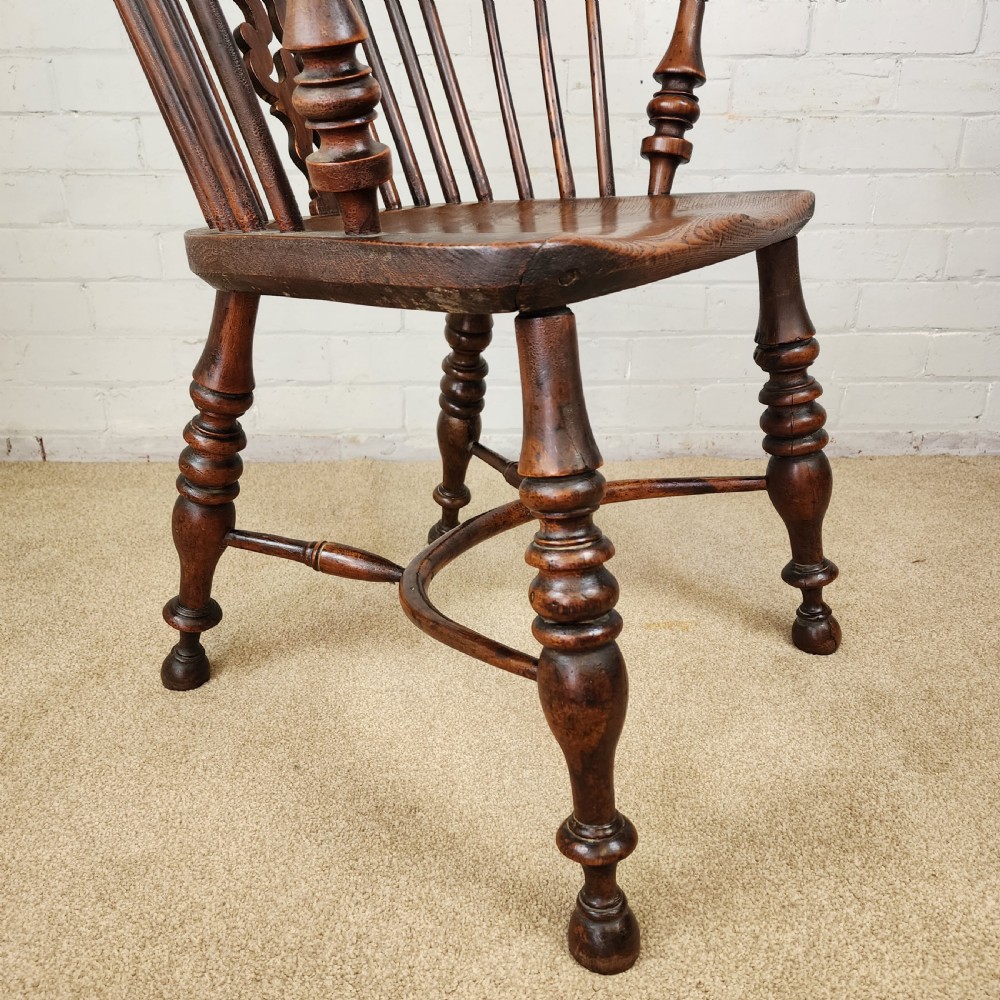 Antique Windsor Chair with Crinoline Stretcher – Nottinghamshire, 19th C. View X