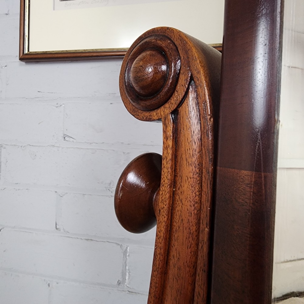 Mahogany Cheval Mirror - William IV Period (1830 - 1837) View III